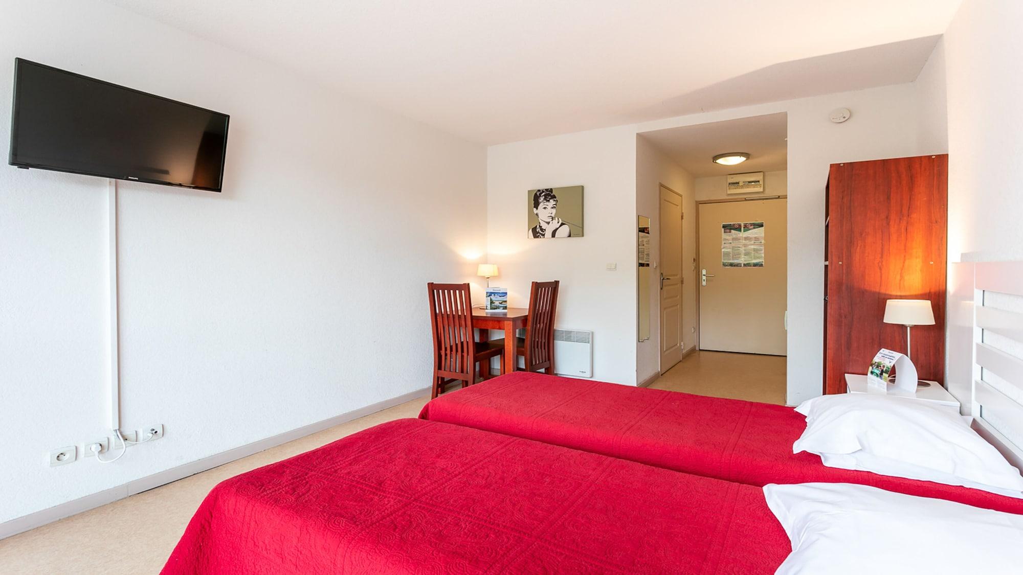 Vacanceole - Residence Le Saint Clair Агде Екстериор снимка