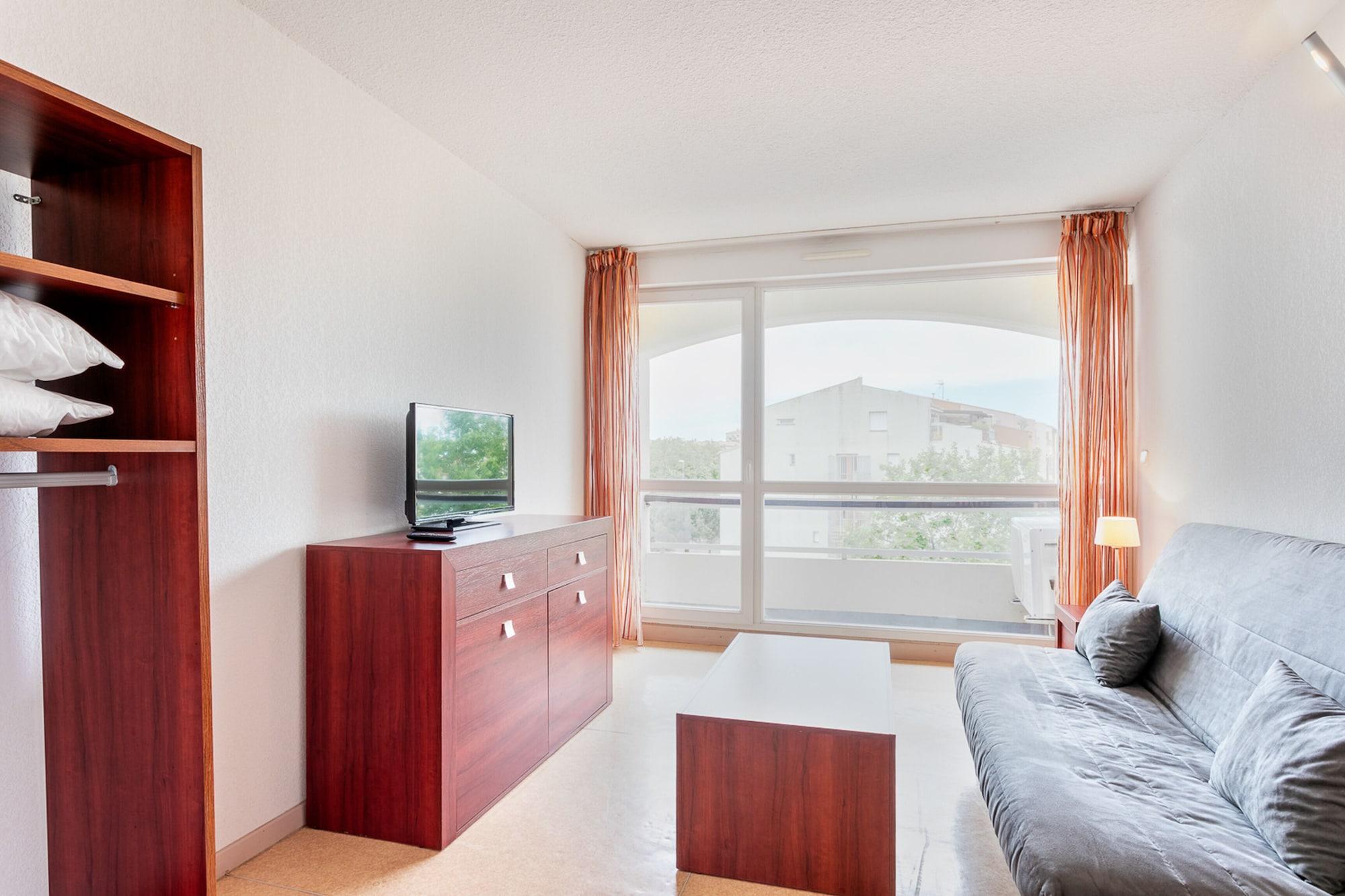 Vacanceole - Residence Le Saint Clair Агде Екстериор снимка