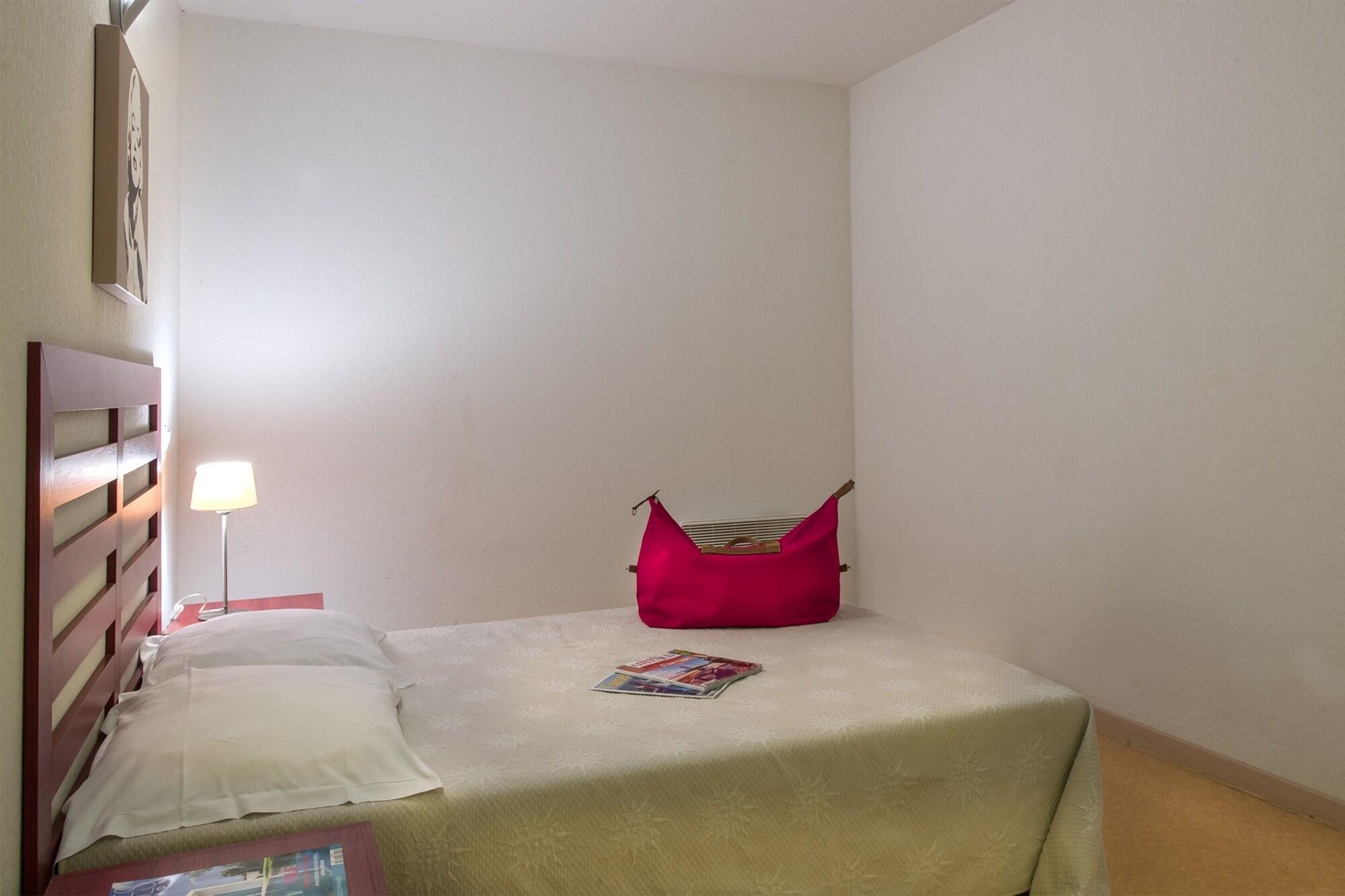 Vacanceole - Residence Le Saint Clair Агде Екстериор снимка